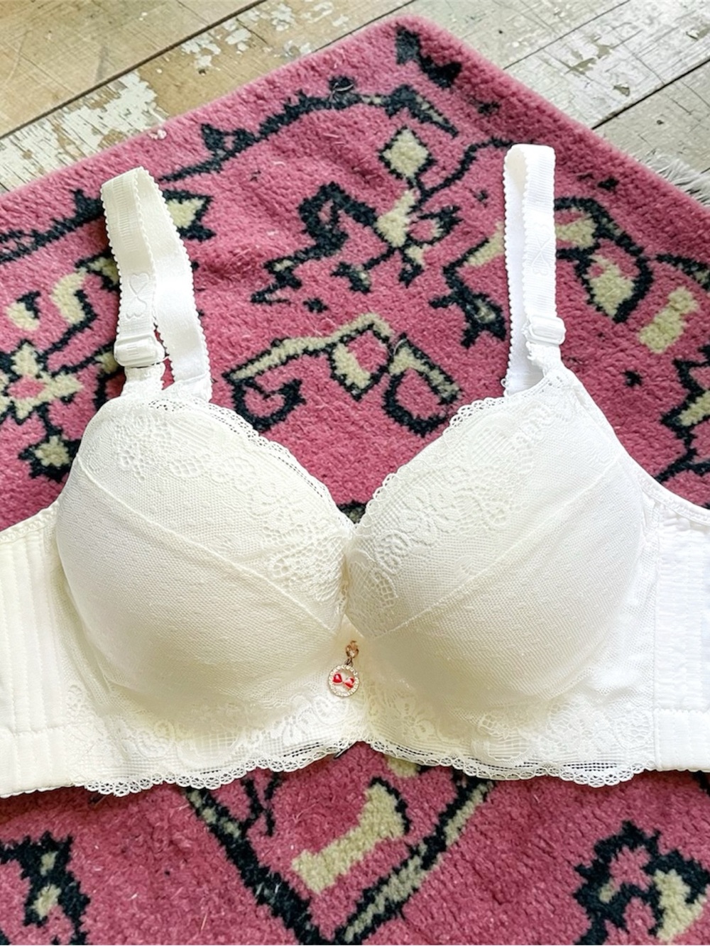 Vintage White Lace Padded Balconette Bra with Bow Charm Accent